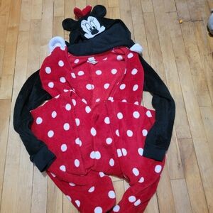 Disney Red and Black Minnie Mouse Kids Pajama Set